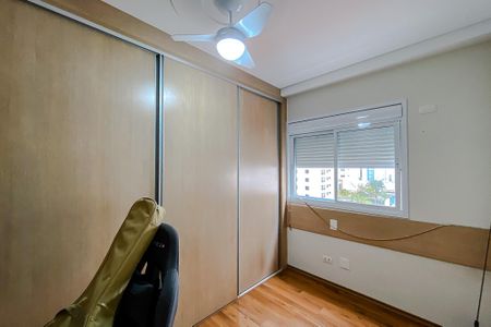 Apartamento à venda com 96m², 3 quartos e 2 vagasQuarto 2
