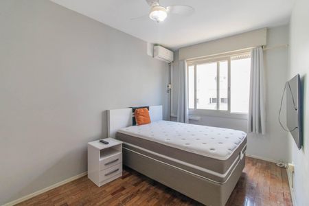 Quarto 2 de apartamento à venda com 2 quartos, 70m² em Menino Deus, Porto Alegre