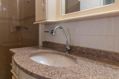 Apartamento à venda com 70m², 2 quartos e sem vagaBanheiro