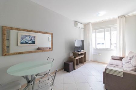 Sala de apartamento à venda com 2 quartos, 70m² em Menino Deus, Porto Alegre