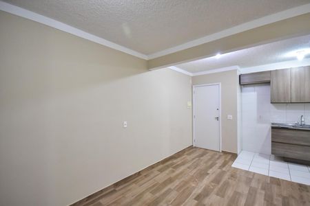 Sala de apartamento para alugar com 2 quartos, 42m² em Jardim Helga, São Paulo