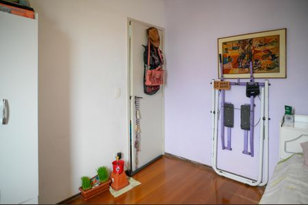 Apartamento à venda com 75m², 3 quartos e 2 vagasQuarto 2
