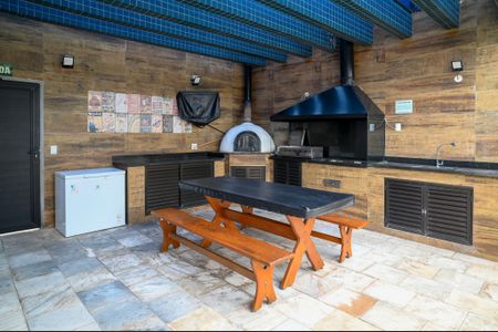 Apartamento à venda com 75m², 3 quartos e 2 vagasChurrasqueira