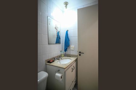 Apartamento à venda com 75m², 3 quartos e 2 vagasBanheiro Social