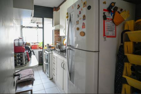 Apartamento à venda com 75m², 3 quartos e 2 vagasCozinha