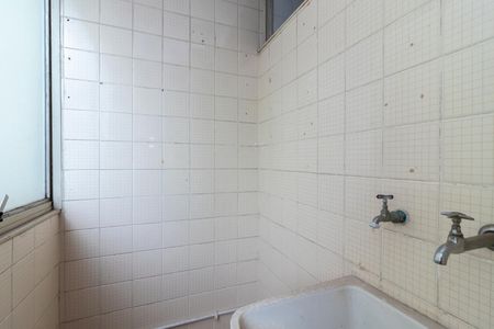 Apartamento à venda com 42m², 2 quartos e 1 vaga Apartamento à venda com 42m², 2 quartos e 1 vagaÁrea de Serviço