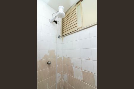 Apartamento à venda com 42m², 2 quartos e 1 vaga Apartamento à venda com 42m², 2 quartos e 1 vagaBanheiro