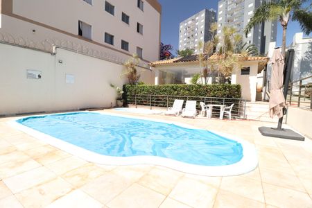 Casa de condomínio para alugar com 176m², 3 quartos e 2 vagasÁrea comum - Piscina