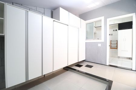 Casa de condomínio para alugar com 176m², 3 quartos e 2 vagasÁrea de Serviço