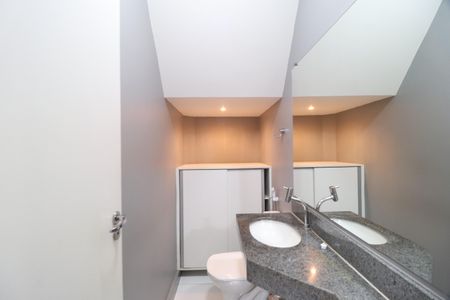 Casa de condomínio para alugar com 176m², 3 quartos e 2 vagasLavabo