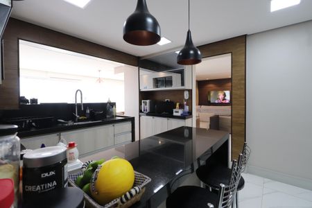 Apartamento à venda com 132m², 3 quartos e 2 vagasCozinha