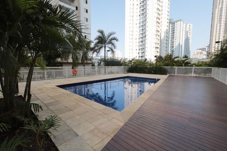 Apartamento à venda com 132m², 3 quartos e 2 vagasÁrea comum - Piscina