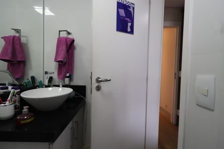 Apartamento à venda com 132m², 3 quartos e 2 vagasBanheiro da Suíte 2