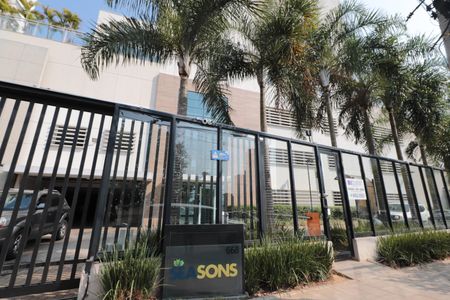 Apartamento à venda com 132m², 3 quartos e 2 vagasFachada