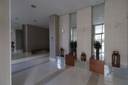 Apartamento à venda com 132m², 3 quartos e 2 vagasHall social