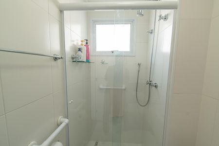 Apartamento à venda com 181m², 3 quartos e 3 vagas Apartamento à venda com 181m², 3 quartos e 3 vagasBanheiro da suíte 1