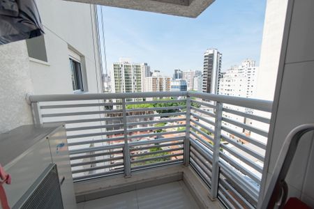 Apartamento à venda com 181m², 3 quartos e 3 vagas Apartamento à venda com 181m², 3 quartos e 3 vagasÁrea de serviço