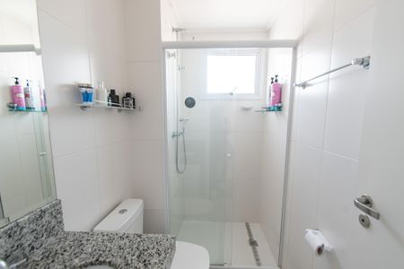 Apartamento à venda com 181m², 3 quartos e 3 vagas Apartamento à venda com 181m², 3 quartos e 3 vagasBanheiro da suíte 2