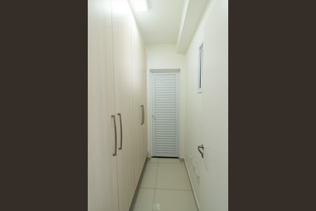 Apartamento à venda com 181m², 3 quartos e 3 vagas Apartamento à venda com 181m², 3 quartos e 3 vagasQuarto de serviço