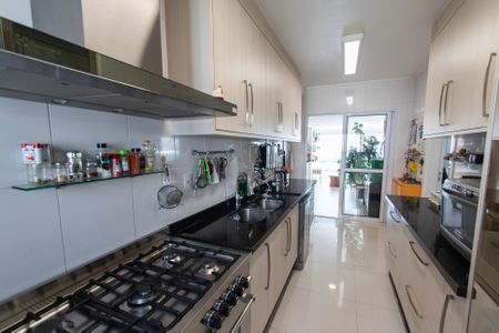 Apartamento à venda com 181m², 3 quartos e 3 vagas Apartamento à venda com 181m², 3 quartos e 3 vagasCozinha