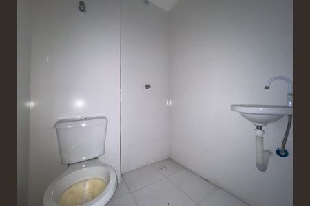 Apartamento para alugar com 43m², 2 quartos e sem vaga Apartamento para alugar com 43m², 2 quartos e sem vagaBanheiro