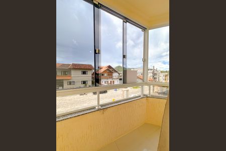 Apartamento para alugar com 77m², 2 quartos e 1 vagaVaranda 