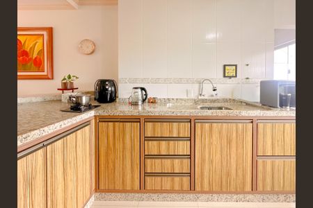 Apartamento para alugar com 77m², 2 quartos e 1 vagaCozinha