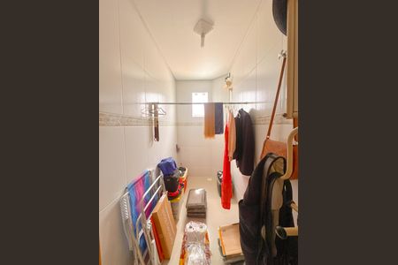 Apartamento para alugar com 77m², 2 quartos e 1 vagaCloset