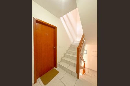 Apartamento para alugar com 77m², 2 quartos e 1 vagaHall social