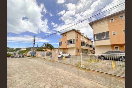 Apartamento para alugar com 77m², 2 quartos e 1 vagaVista da Rua