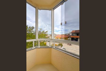 Apartamento para alugar com 77m², 2 quartos e 1 vagaVaranda