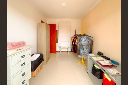 Apartamento para alugar com 77m², 2 quartos e 1 vagaQuarto