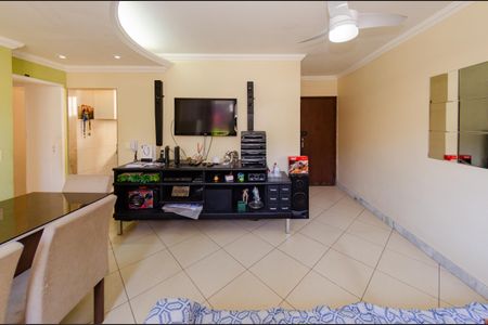 Sala de apartamento para alugar com 3 quartos, 70m² em Estoril, Belo Horizonte