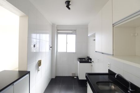 Cozinha de apartamento para alugar com 2 quartos, 47m² em Morro Santana, Porto Alegre