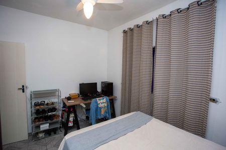 Casa à venda com 196m², 4 quartos e 2 vagasQuarto 2