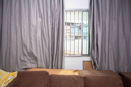 Casa à venda com 196m², 4 quartos e 2 vagasSala