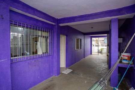 Casa à venda com 196m², 4 quartos e 2 vagasQuintal