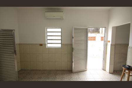 Sala de casa para alugar com 1 quarto, 175m² em Nova Mirim, Praia Grande