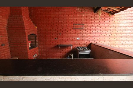 Casa para alugar com 175m², 1 quarto e 2 vagasÁrea comum - Churrasqueira