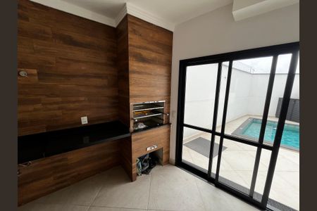 Casa à venda com 185m², 3 quartos e 3 vagasChurrasqueira