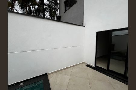 Casa à venda com 185m², 3 quartos e 3 vagasPiscina