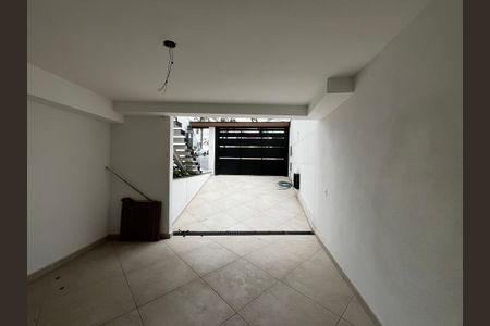 Casa à venda com 185m², 3 quartos e 3 vagasGaragem