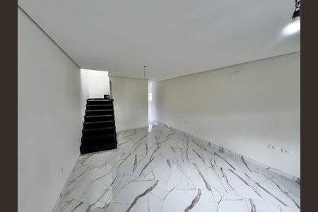 Casa à venda com 185m², 3 quartos e 3 vagasSala