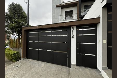 Casa à venda com 185m², 3 quartos e 3 vagasFachada