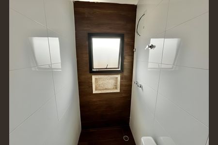 Casa à venda com 185m², 3 quartos e 3 vagasBanheiro da Suíte 3