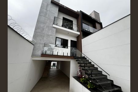 Casa à venda com 185m², 3 quartos e 3 vagasFachada
