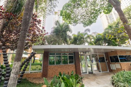 Apartamento à venda com 151m², 3 quartos e 3 vagasFachada