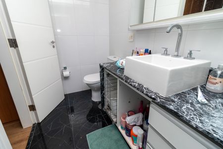 Apartamento à venda com 151m², 3 quartos e 3 vagasBanheiro da Suite 1