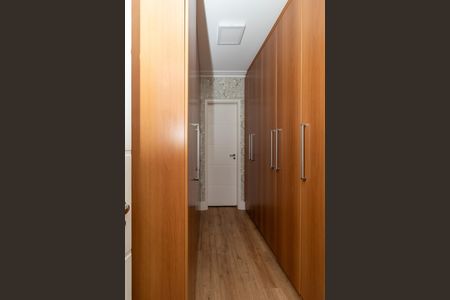 Apartamento à venda com 151m², 3 quartos e 3 vagasCloset da Suite 1