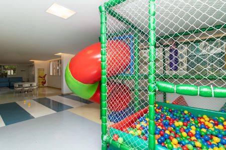 Apartamento à venda com 151m², 3 quartos e 3 vagasÁrea Comum - Brinquedoteca